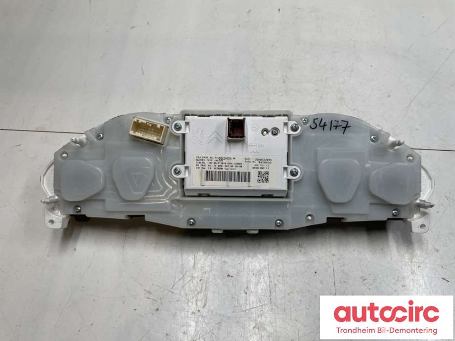Instrumentpanel til Peugeot 2008 2013-2019 (Type I) (96 780 779 80|98 227 039 80|)