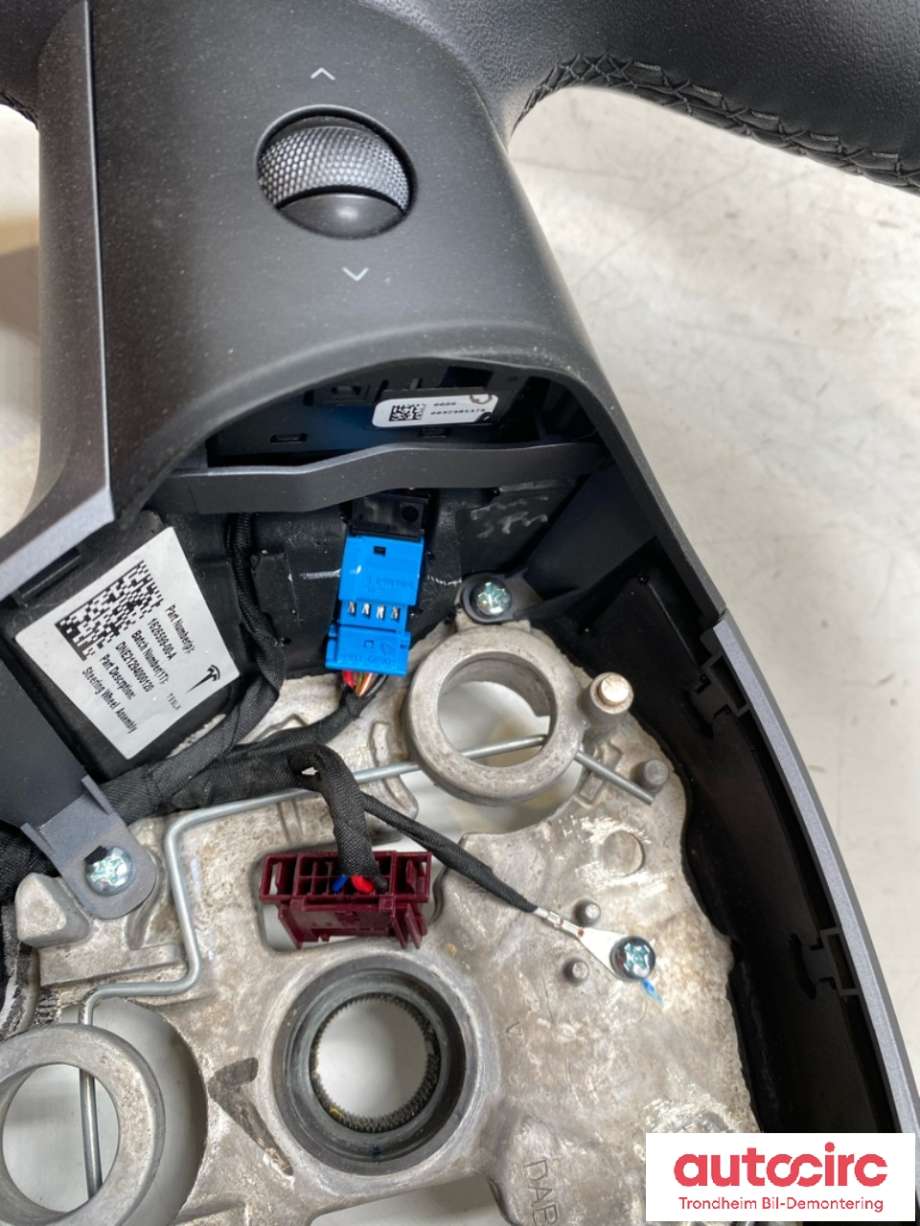 Ratt til Tesla Model Y 2021-2024 (Type I) (1626599-00-A|1626599-00-B|1626599-00-C| 1626599-00-D| 1626599-HP-D| 1626599-HP-E)