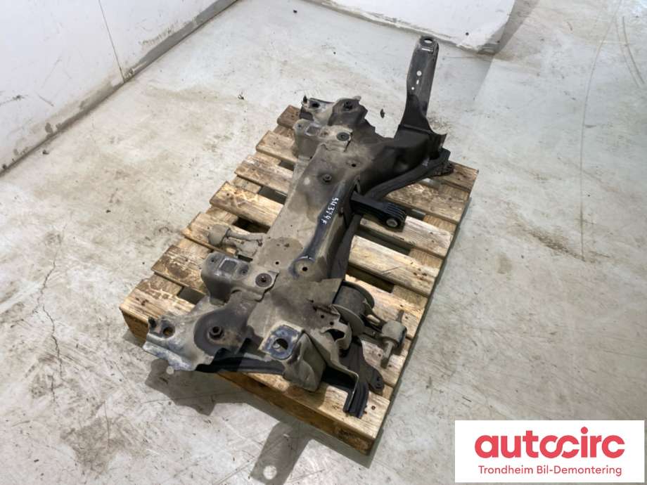 Travers foran hoved til Suzuki SX4 S-CROSS 2013-->> (Type II)  (45810-61M50|)