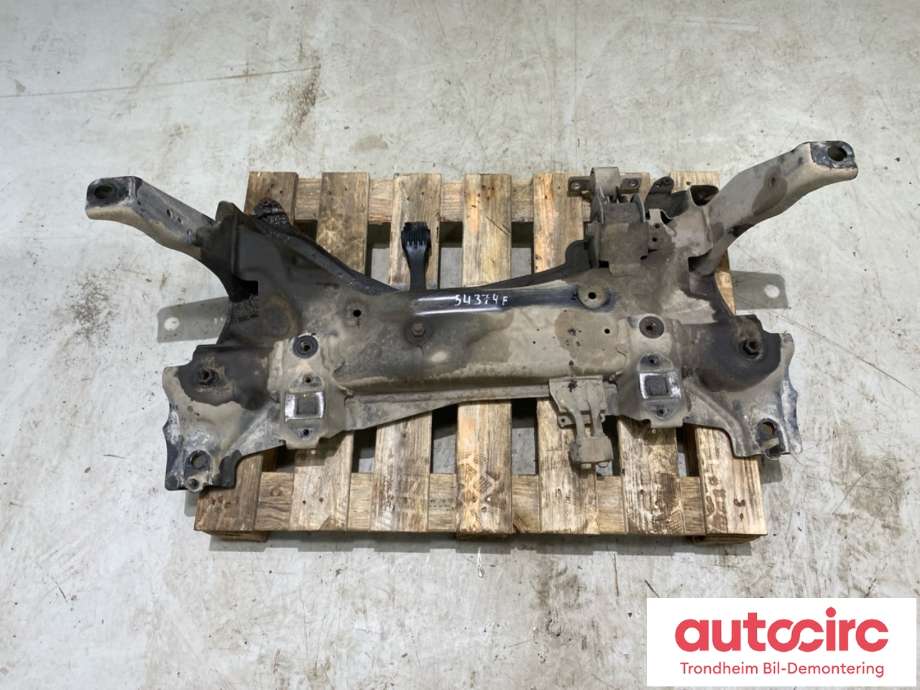 Travers foran hoved til Suzuki SX4 S-CROSS 2013-->> (Type II)  (45810-61M50|)