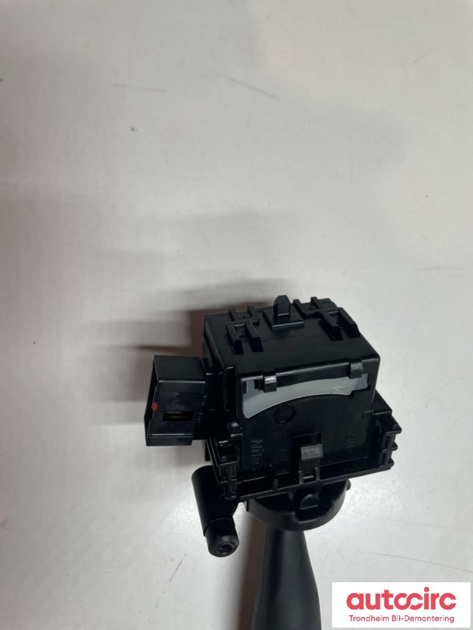 Bryter visker til Suzuki SX4 S-CROSS 2013-->> (Type II) (3731068L20|)
