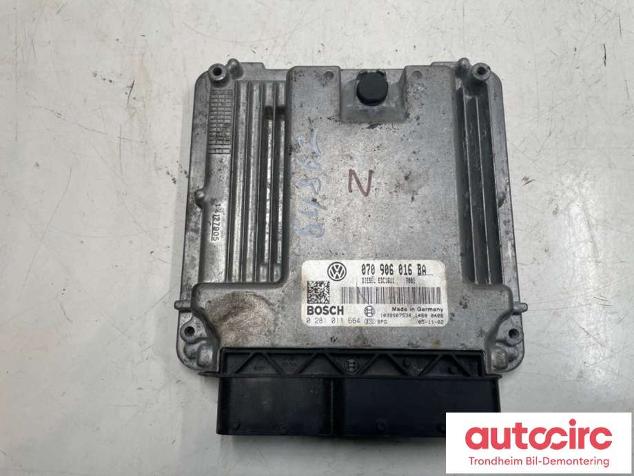 Styreenhet motor til VW Transporter / Caravelle, 2003-2009 (Fase 1) (T5) (T5) (070906016BA)