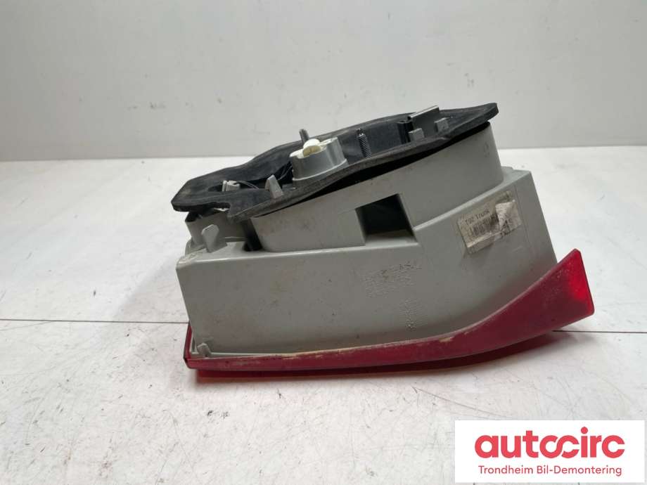 Baklykt høyre indre til Peugeot 308 2013-2021 (Type II)  (96 780 948 80|)