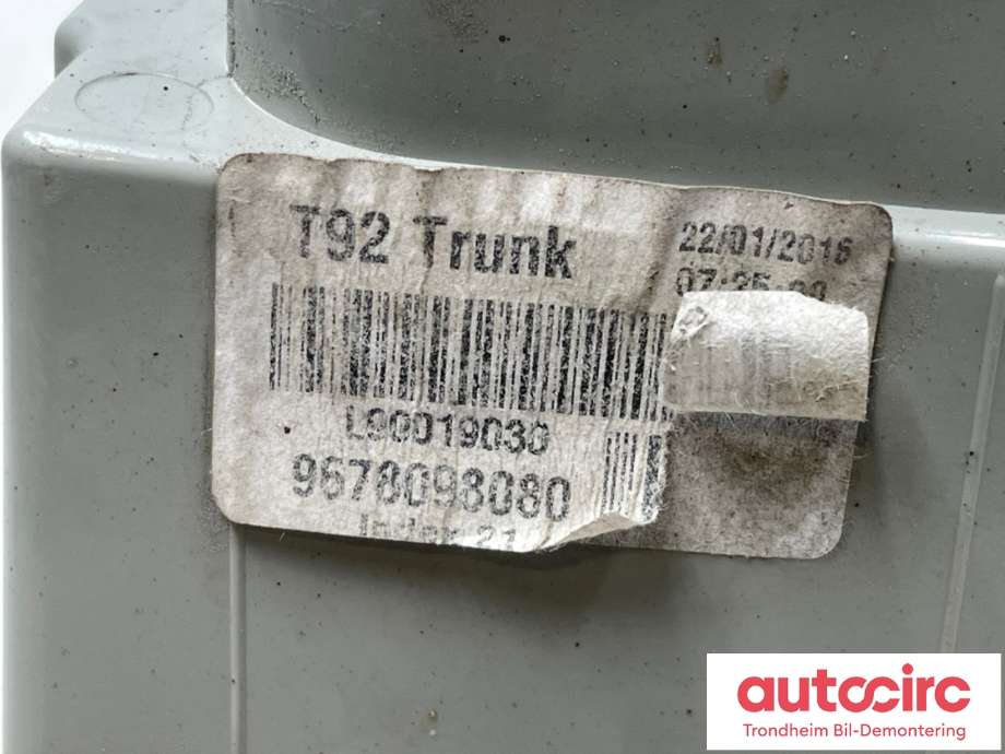 Baklykt venstre indre til Peugeot 308 2013-2021 (Type II)  (96 780 980 80|)