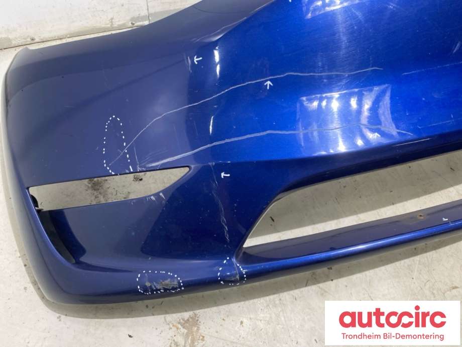 Støtfanger foran til Tesla Model Y 2024-->> (Type II)  (1493736-S0-E|1493736-S0-C|1493736-SC-C| V1493736-SD-E)