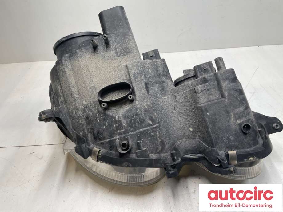 Frontlykt venstre halogen til Mercedes E-Klasse 2006-2009 (Fase 2) (W211) (W211) (A 211 820 29 61|)