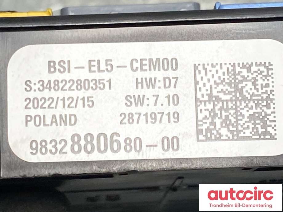 Sikringsboks kupe til Peugeot Expert 2016-->> (Type III) (16 810 492 80|)