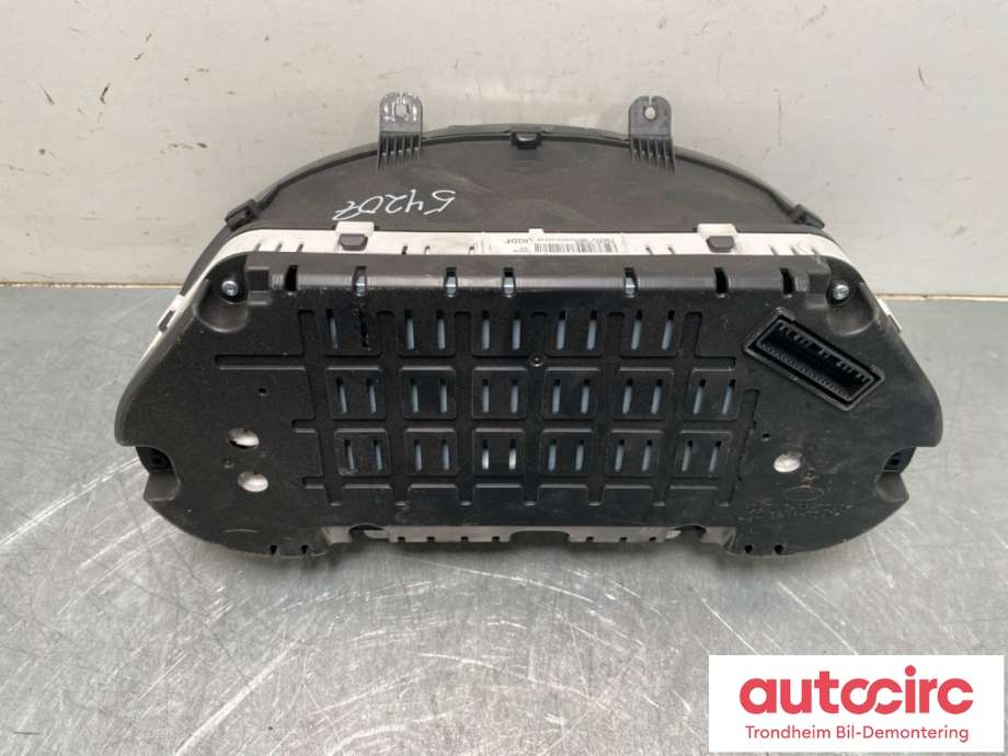 Instrumentpanel til Kia Sorento 2016-->> Type III  (94033-C5GD0|)