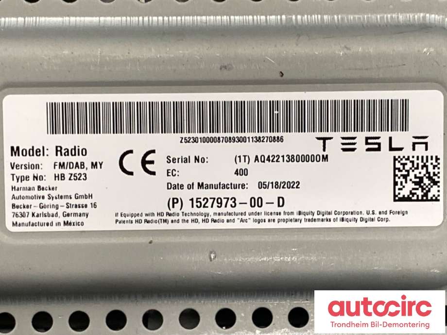 Antenne forsterker til Tesla Model Y 2021-2024 (Type I)  (1527973-00-E|1527973-00-D|1527973-00-C)
