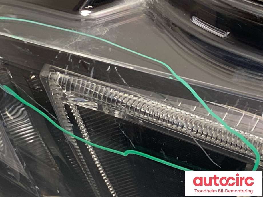 Frontlykt venstre full-LED til Nissan Leaf 2018-->> (Type II)  (26060-5SH5A|260605SH5A|26060-5SH5B| 260605SH5B|)