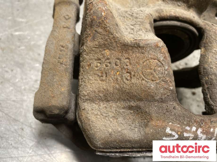 Bremsecaliper venstre foran til Mercedes A-Klasse 2012-2018 (W176) (W176) (A0004217381|)