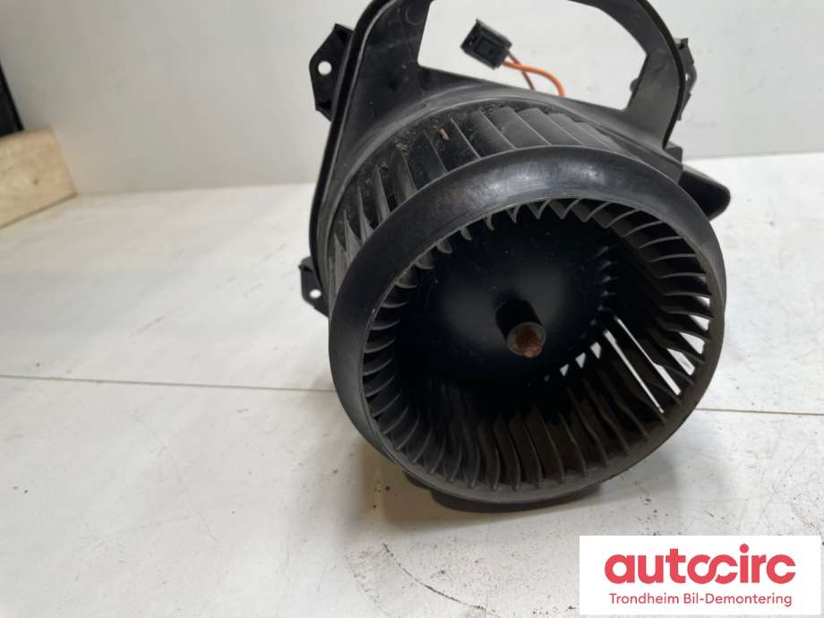Varmeapparat motor til Mercedes A-Klasse 2012-2018 (W176) (W176) (A2469061601|)
