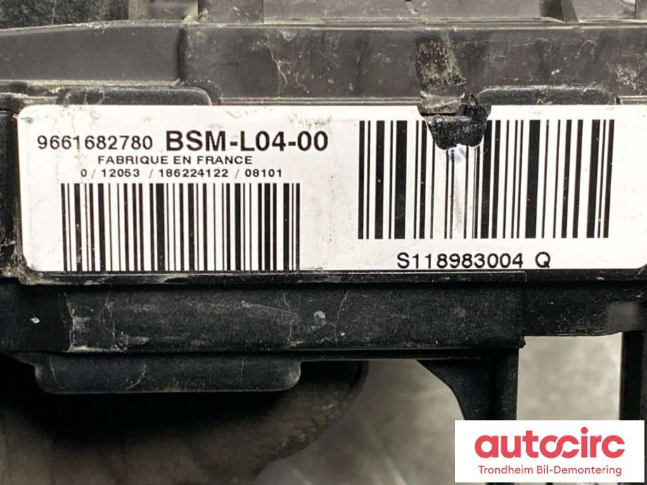 Sikringsboks motorrom til Peugeot Expert 2007-2016 (Type II)  (9661682780|6500 CK|)
