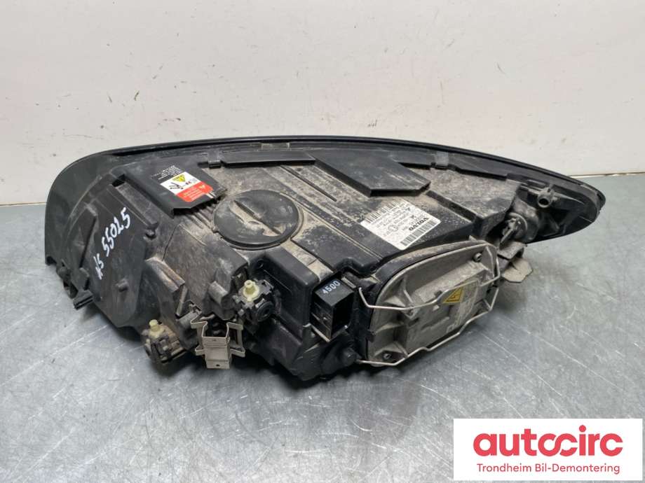 Frontlykt høyre halogen til Volvo V50 2007-2012 (Fase 2)  (32206145|)