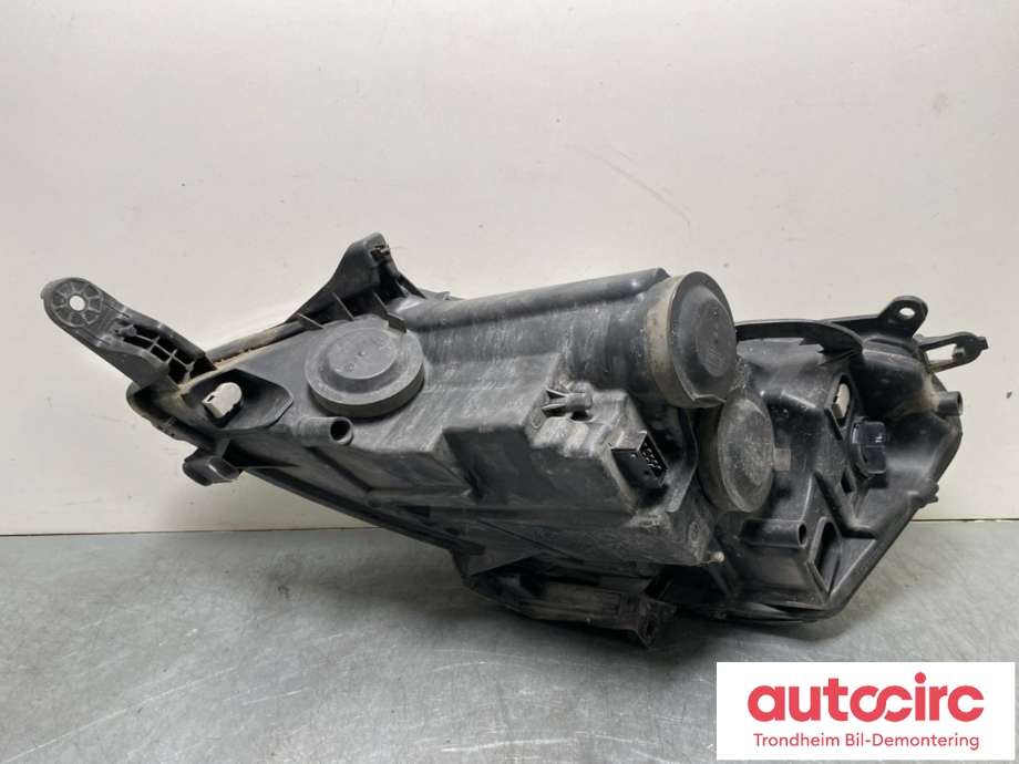 Frontlykt høyre halogen til Peugeot Expert 2007-2016 (Type II)  (6206 L0|)