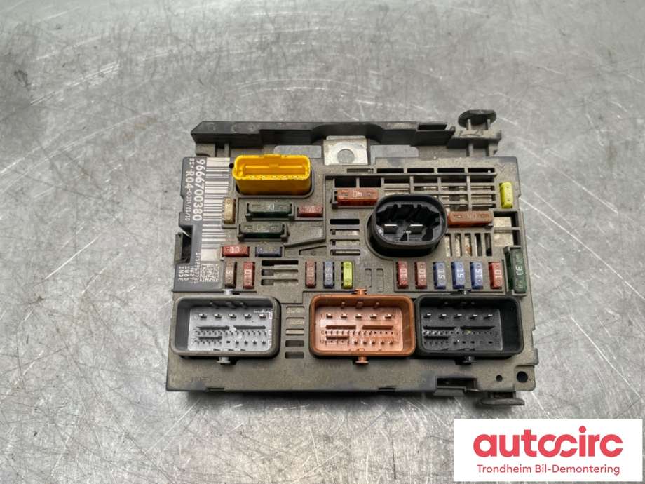 Sikringsboks motorrom til Citroën Berlingo 2008-2015 (Type II, Fase 1) (9666700380|98 070 287 80|)
