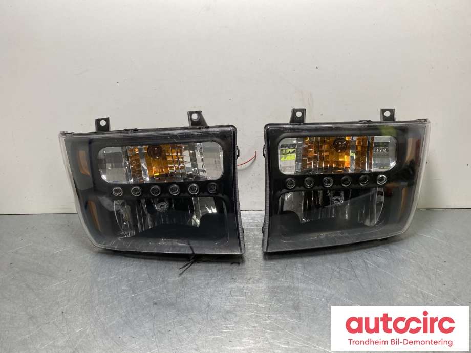 Frontlykt sett halogen til Ford F-250 1997-2003 (KHC|NO PARTS ID|)