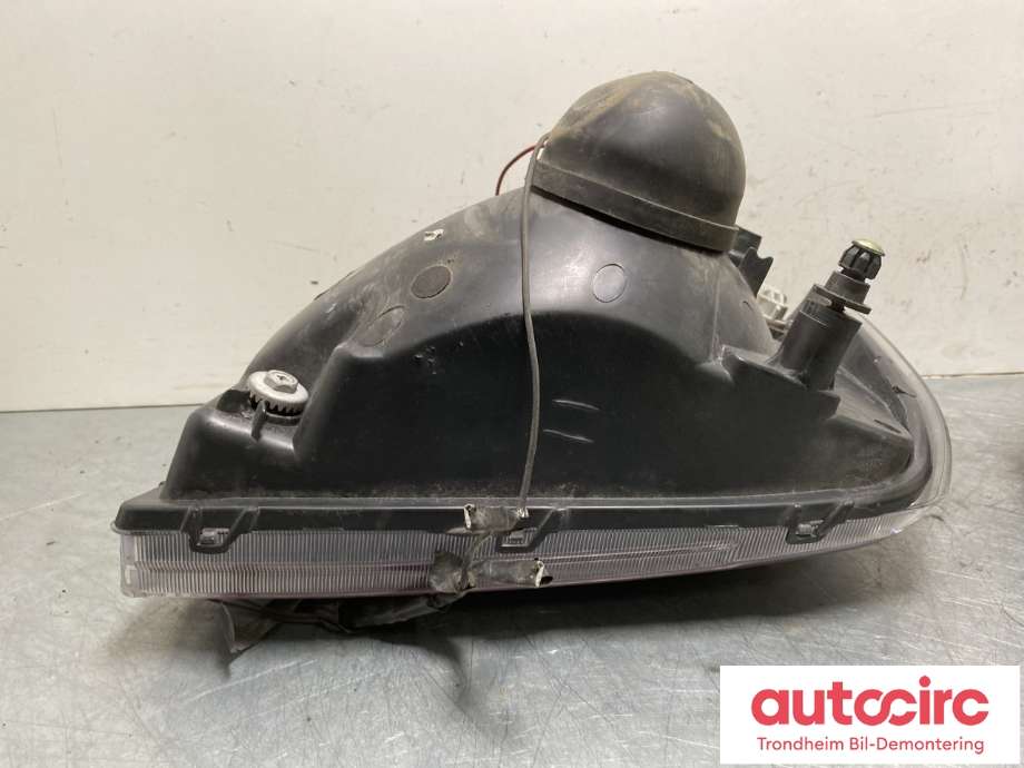 Frontlykt sett halogen til Ford F-250 1997-2003 (KHC|NO PARTS ID|)