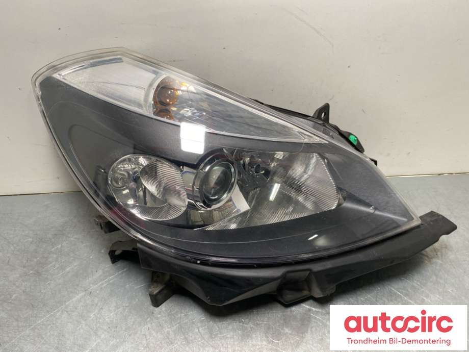 Frontlykt høyre halogen til Renault Clio, 2006-2009 (Type III, Fase 1)  (260100822R)