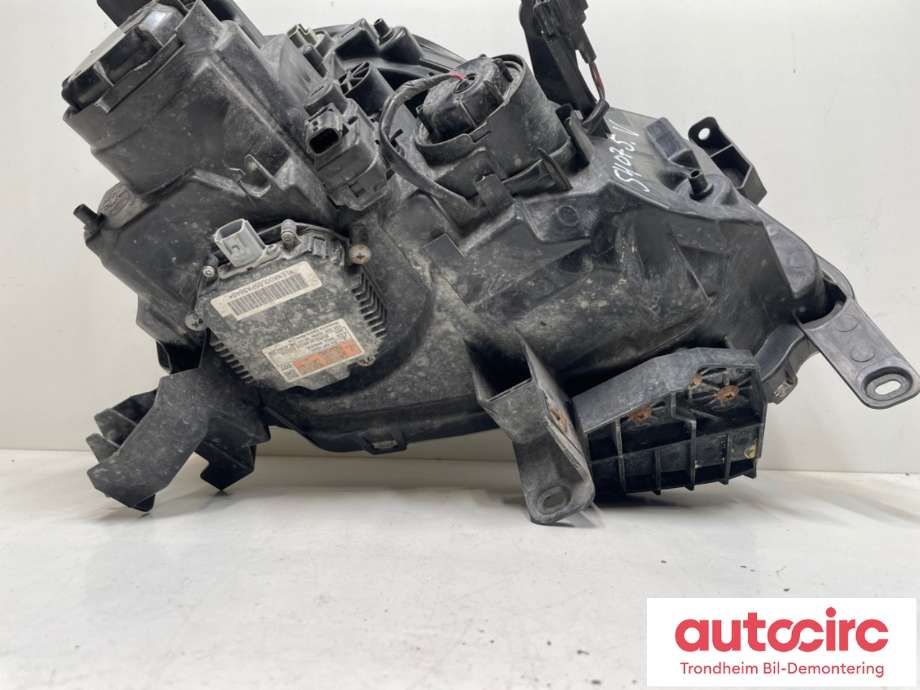 Frontlykt venstre xenon til Nissan X-Trail 2007-2014 (T31) (T31) (260603UF5A|)