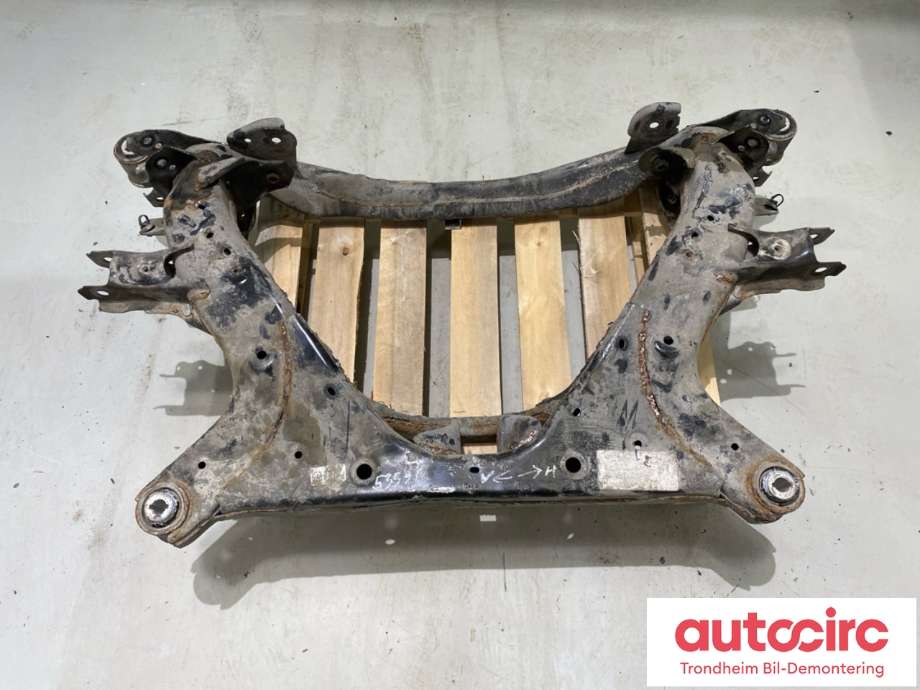 Travers bak til Tesla Model 3 2018-2023 (Fase 1)  (1044575-00-B|1044575-00-C|1044575-00-F)