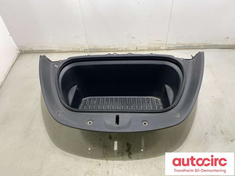 Panserrom deksel (Frunk Cover) til Tesla Model Y, 2021-2024 (Type I)  (1693481-00-A)
