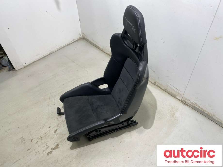 Sete foran venstre til Porsche 911 2012-2019 (991) (991) (991 521 401 90 A3G|991 521 905 A1|)