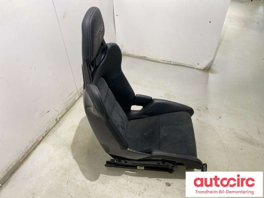 Sete foran venstre til Porsche 911 2012-2019 (991) (991) (991 521 401 90 A3G|991 521 905 A1|)