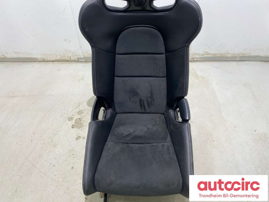Sete foran venstre til Porsche 911 2012-2019 (991) (991) (991 521 401 90 A3G|991 521 905 A1|)