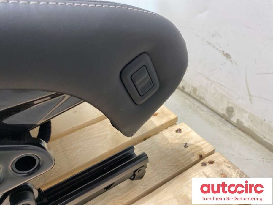 Sete foran høyre til Porsche 911 2012-2019 (991) (991) (991 521 402 90 A3G|991 521 906 A1|)