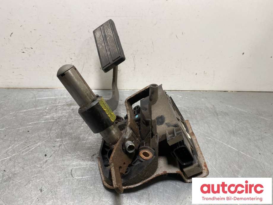 Pedal gass til Ford F-250 1997-2003  (3C3Z9F836BA|)