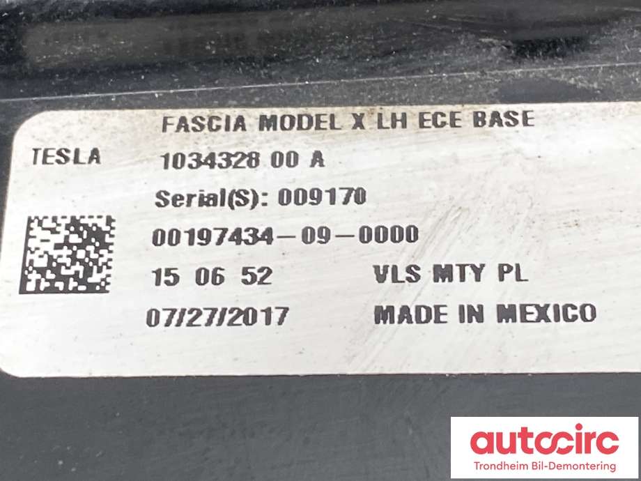 Tåkelykt venstre foran til Tesla Model X 2016-->> (1034328-00-A|)