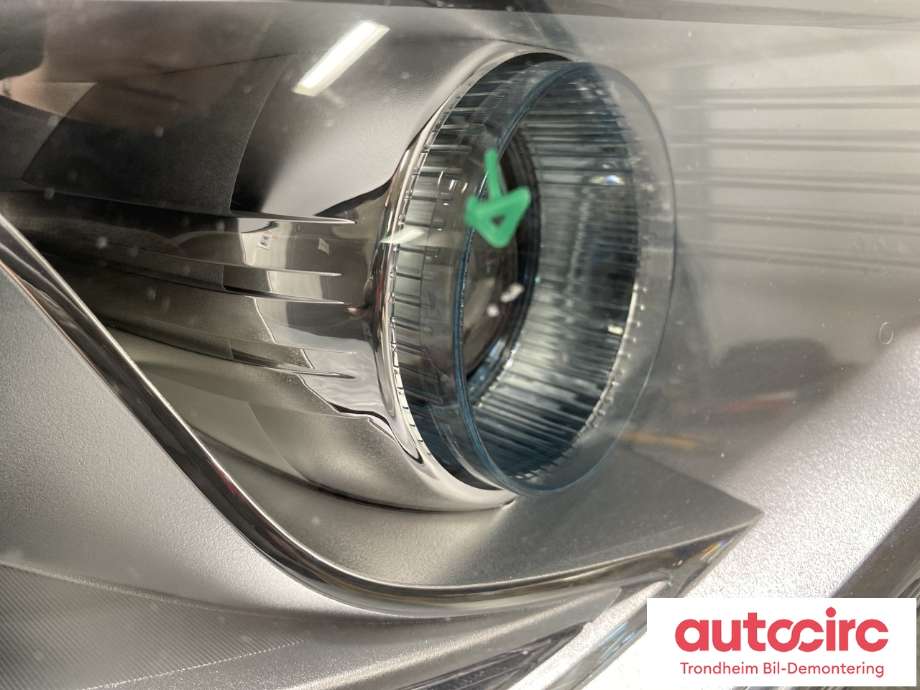 Frontlykt høyre halogen til Kia Soul 2014-2019 (Type II)  (92102E40101D|)