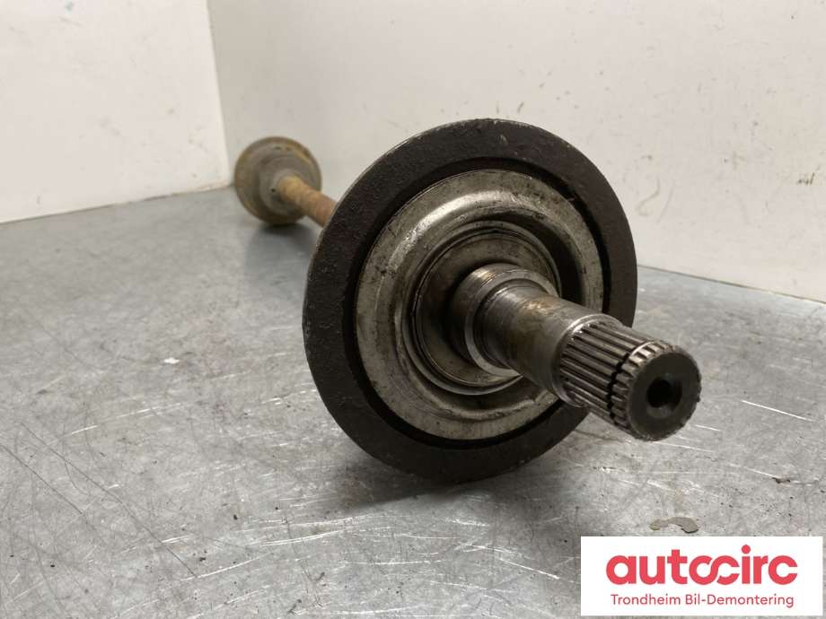 Drivaksel høyre bak, diesel/automat til Mercedes E-Klasse 2002-2006 (Fase 1) (W211) (W211) (A 211 350 10 16|A 211 350 09 56|)