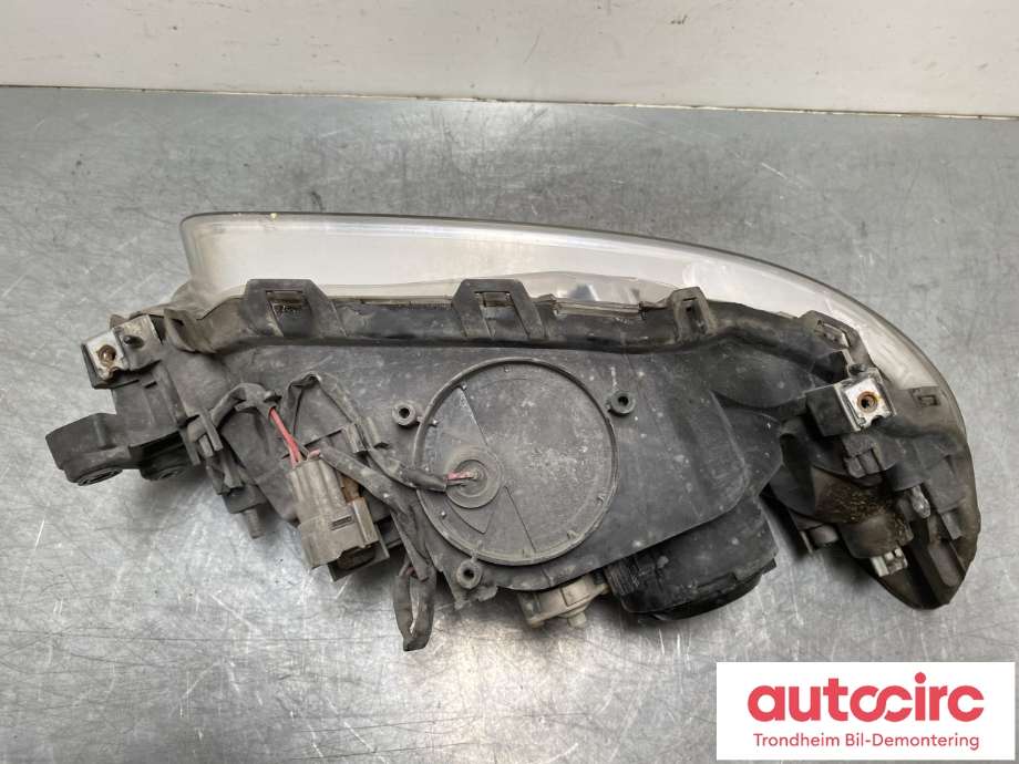 Frontlykt venstre halogen til Subaru Forester 2005-2008 (Type II, Fase 2)  (84001SA871|)