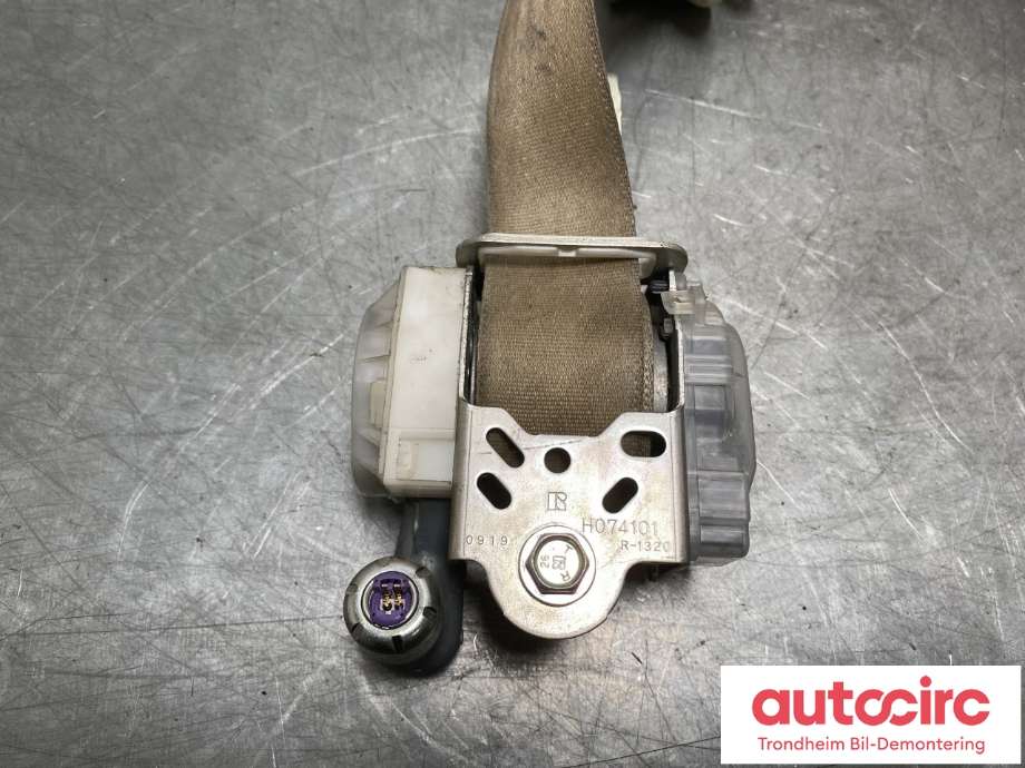 Sikkerhetsbelte foran høyre til Subaru Forester 2005-2008 (Type II, Fase 2) (64620SA400EU|)