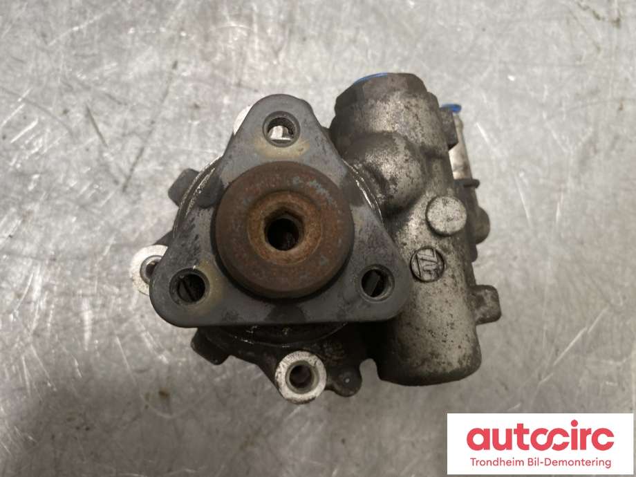 Servo pumpe mekanisk til Audi A6 2005-2008 (Type III, Fase 1) (C6) (C6) (4F0145155E|4F0145155P|)