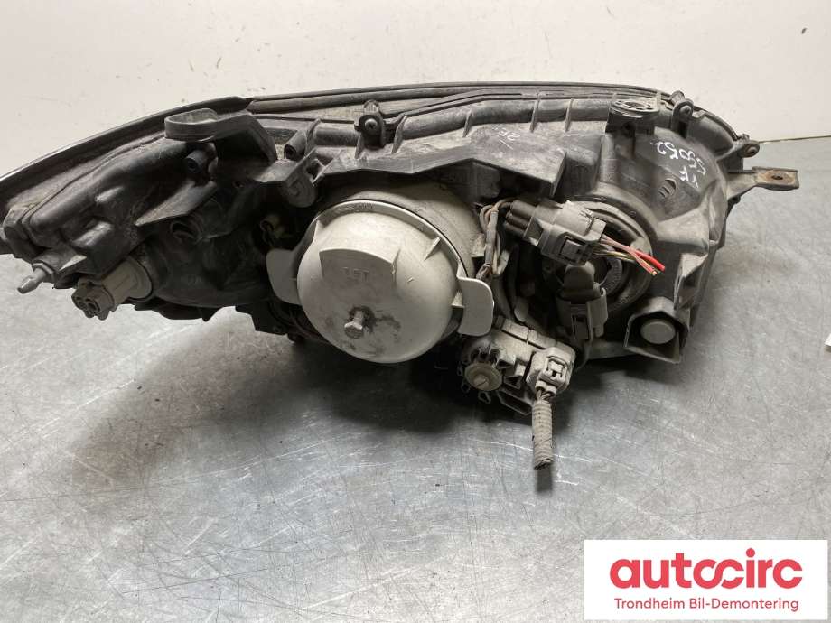 Frontlykt venstre halogen til Subaru Legacy 2003-2007 (Type IV, Fase 1)  (84001AG091|)
