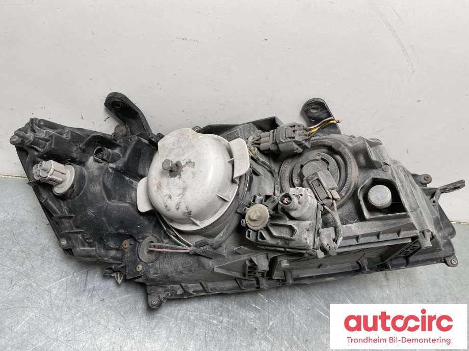 Frontlykt venstre halogen til Subaru Legacy 2003-2007 (Type IV, Fase 1)  (84001AG091|)