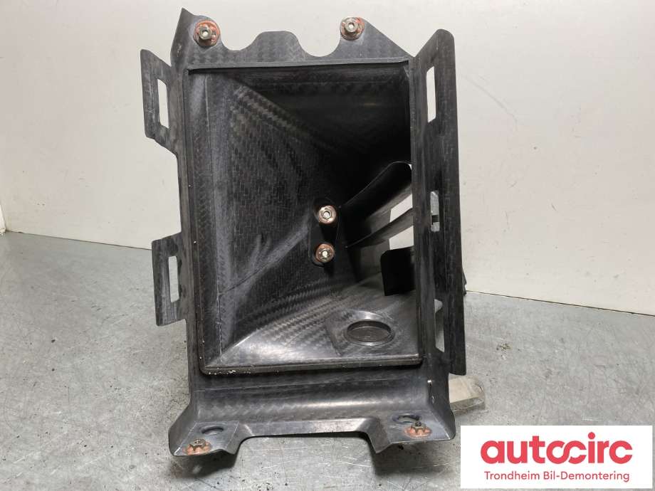 Radiator kappe til Porsche 911 2012-2019 (991) (991) (991 575 658 82|)