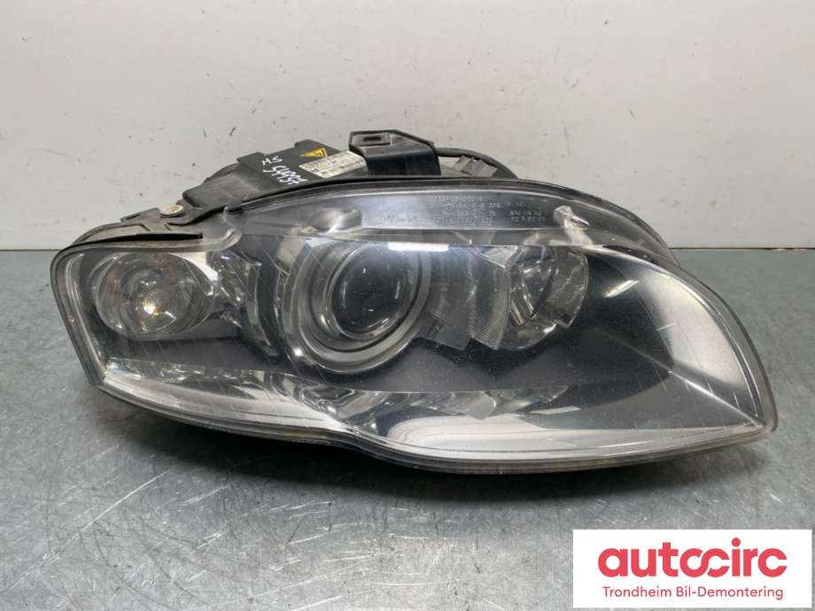 Frontlykt høyre xenon til Audi A4, 2004-2008 (Type III) (B7) (B7) (8E0941030BM)