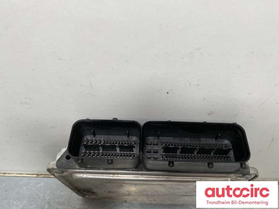 Styreenhet motor til Škoda Yeti 2009-2013 (Fase 1)  (03L906018QK|)