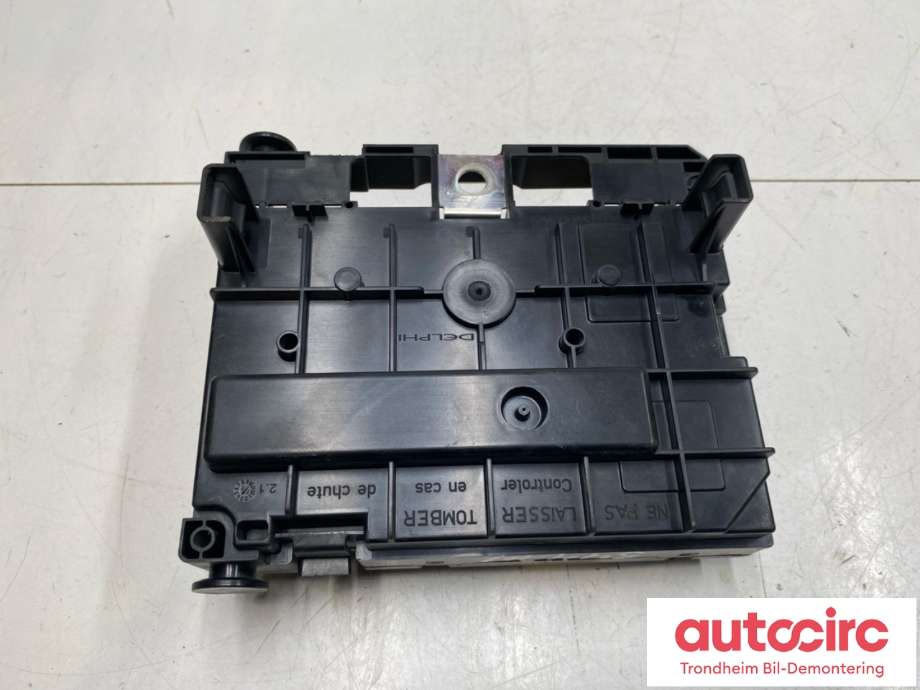 Sikringsboks motorrom til Peugeot Partner 2015-2019 (Type II, Fase 2)  (9807028780|)