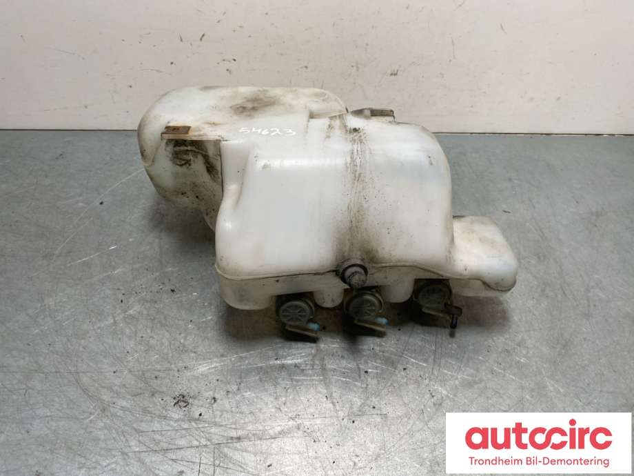 Spylertank foran til Nissan Patrol 1998-2004 (Fase 1) (Y61) (Y61) (28910VB200|)