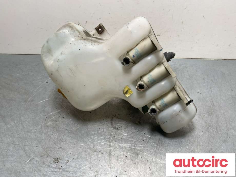 Spylertank foran til Nissan Patrol 1998-2004 (Fase 1) (Y61) (Y61) (28910VB200|)