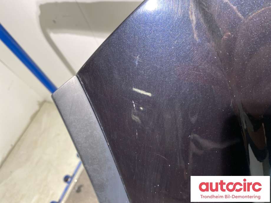 Skjerm venstre foran til Audi Q7 2010-2015 (Type I, Fase 2)  (4L0821101|)