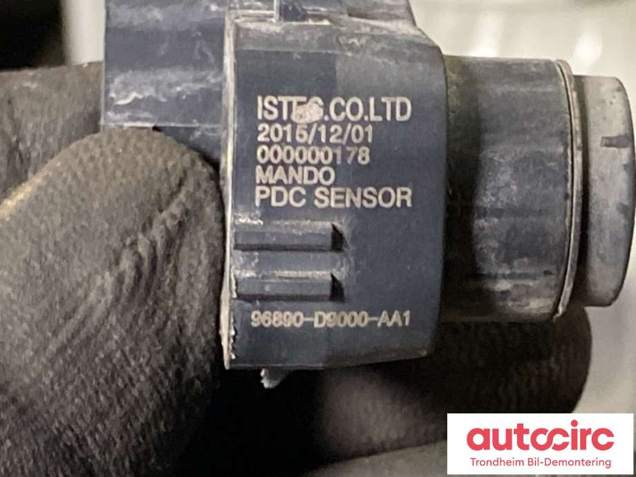 Parkeringssensor foran til Kia Sportage 2016-2021 (Type IV)  (96890D9000AA1|96890D9000|)