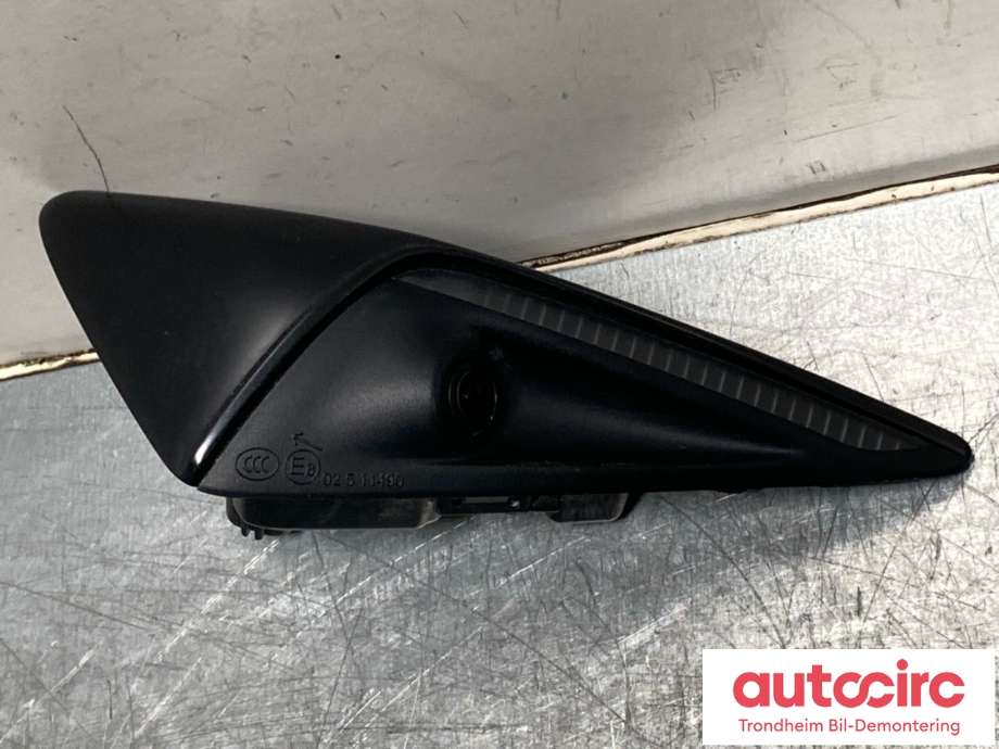 Kamera til Tesla Model Y, 2021-2024 (Type I)  (VENSTRE|1495864-20-D|1495864-20-E)