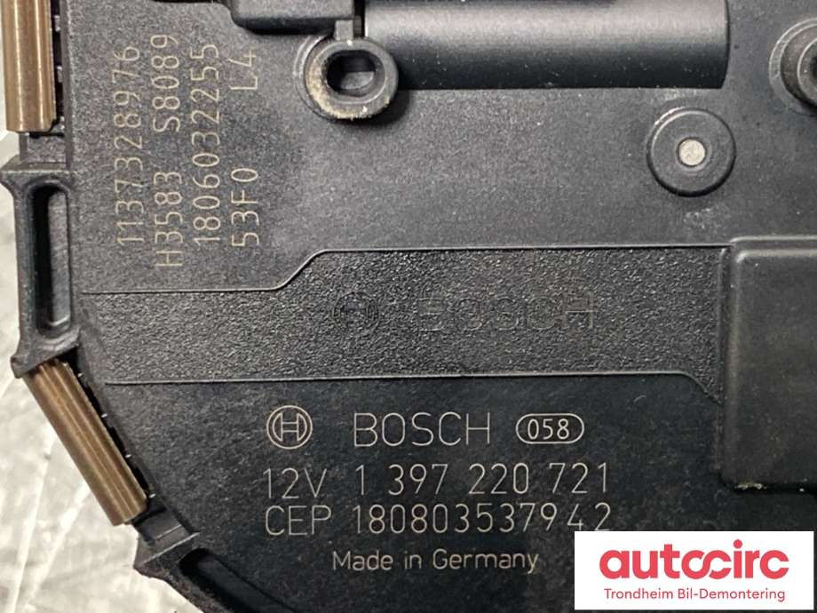Viskermotor frontrute til Porsche 911 2012-2019 (991) (991) (99162410505|991 628 035 06|991 628 035 10)