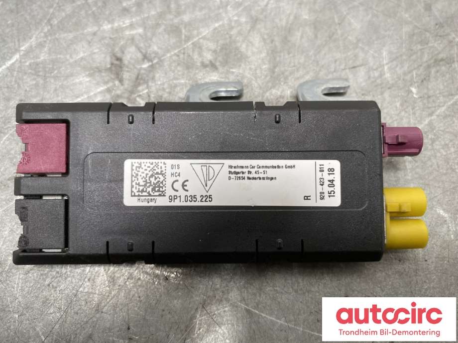 Antenne forsterker til Porsche 911 2012-2019 (991) (991) (9P1035225|)